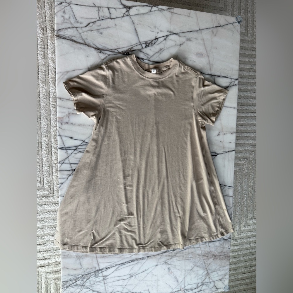 Lululemon T-shirt Dress flowy